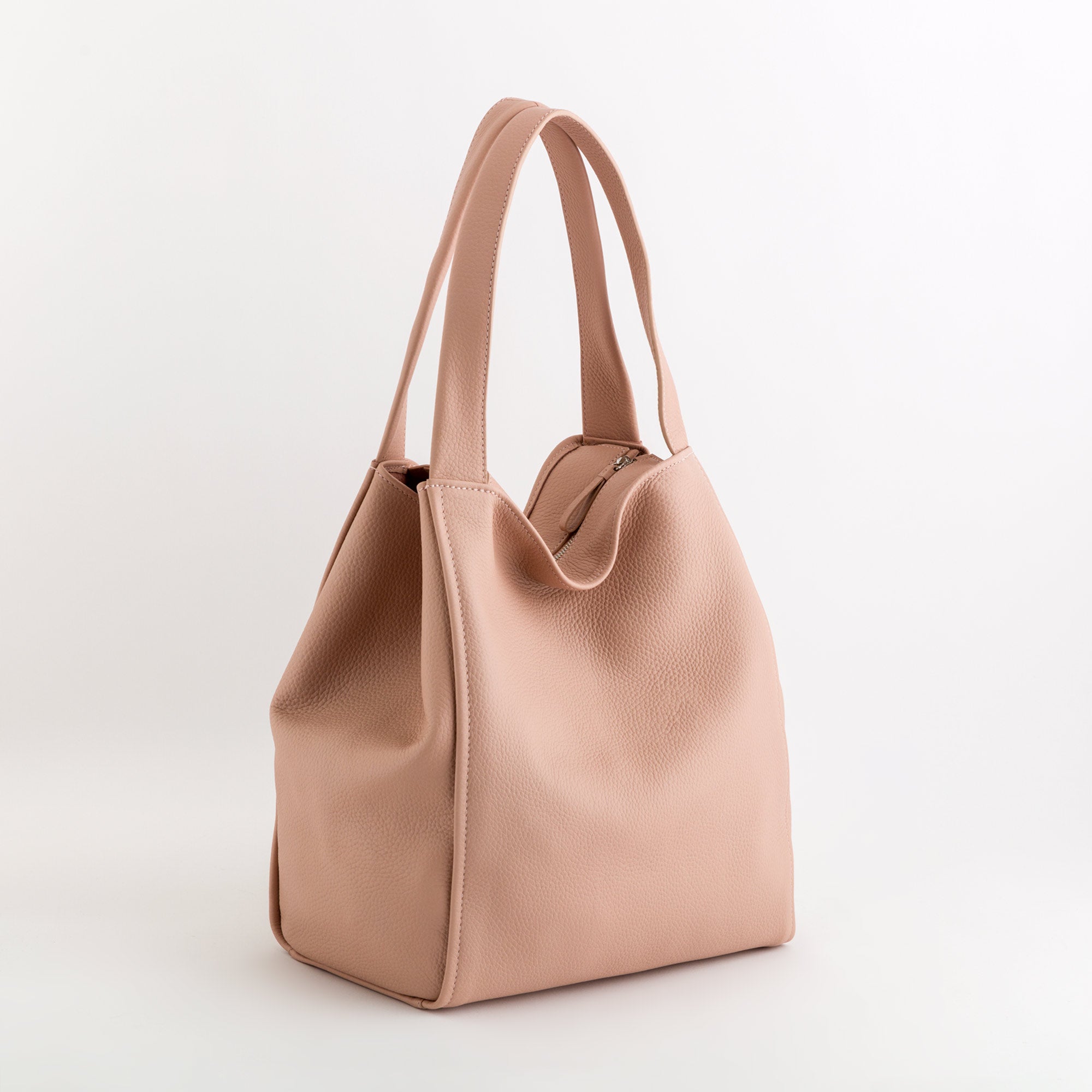 Damen-Shopping - Sydney Pulver