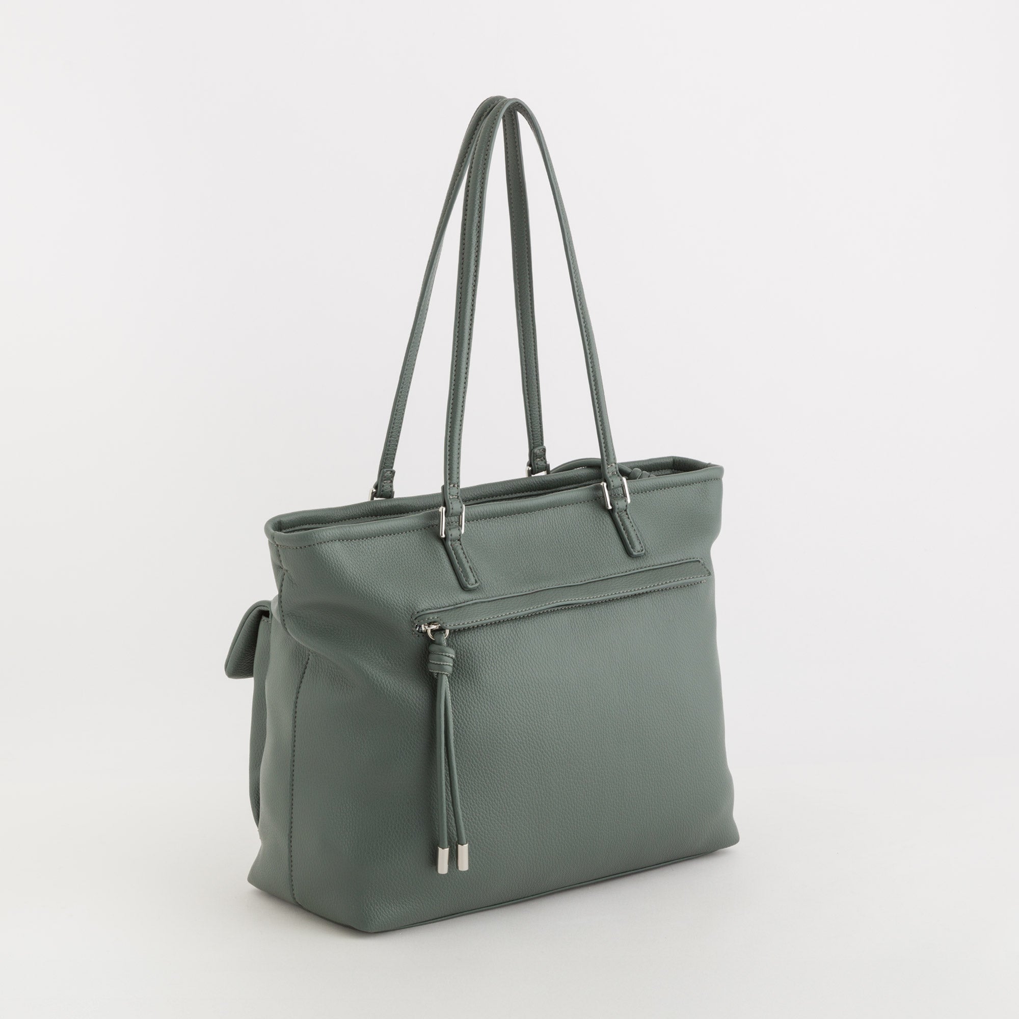 Women's Shopping - Noah Rosemary