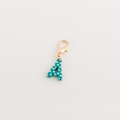 Damen-Charm mit Poa-Buchstaben Smaragdgrün