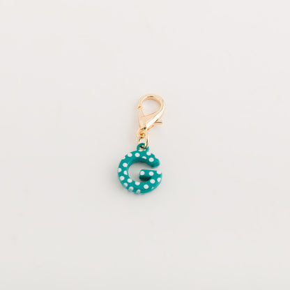 Damen-Charm mit Poa-Buchstaben Smaragdgrün