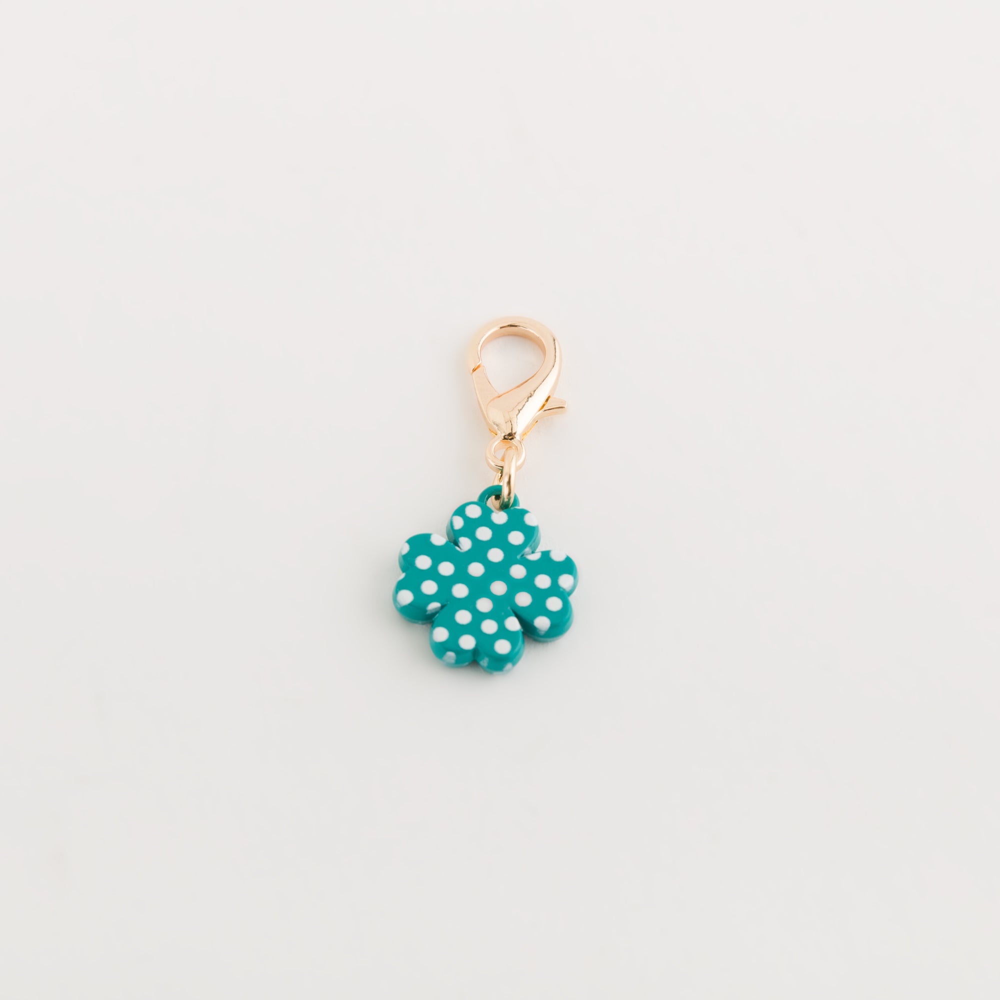Damen-Charm mit Poa-Buchstaben Smaragdgrün
