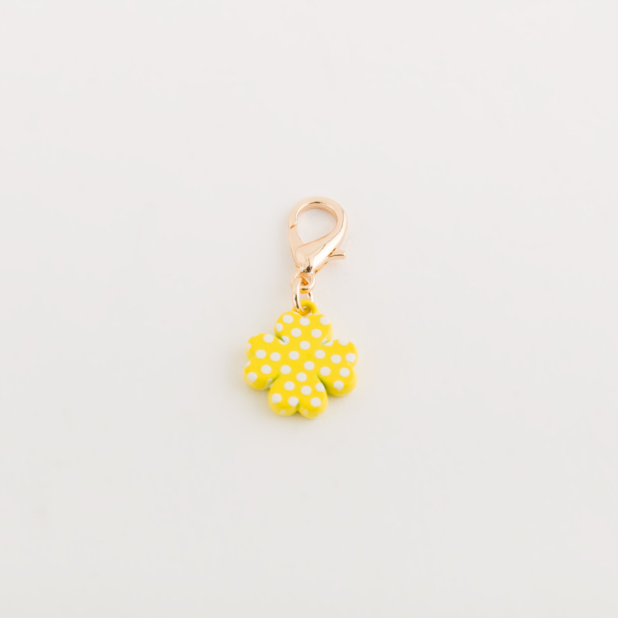 Breloque pour femme - Lettres Poa Jaune citron