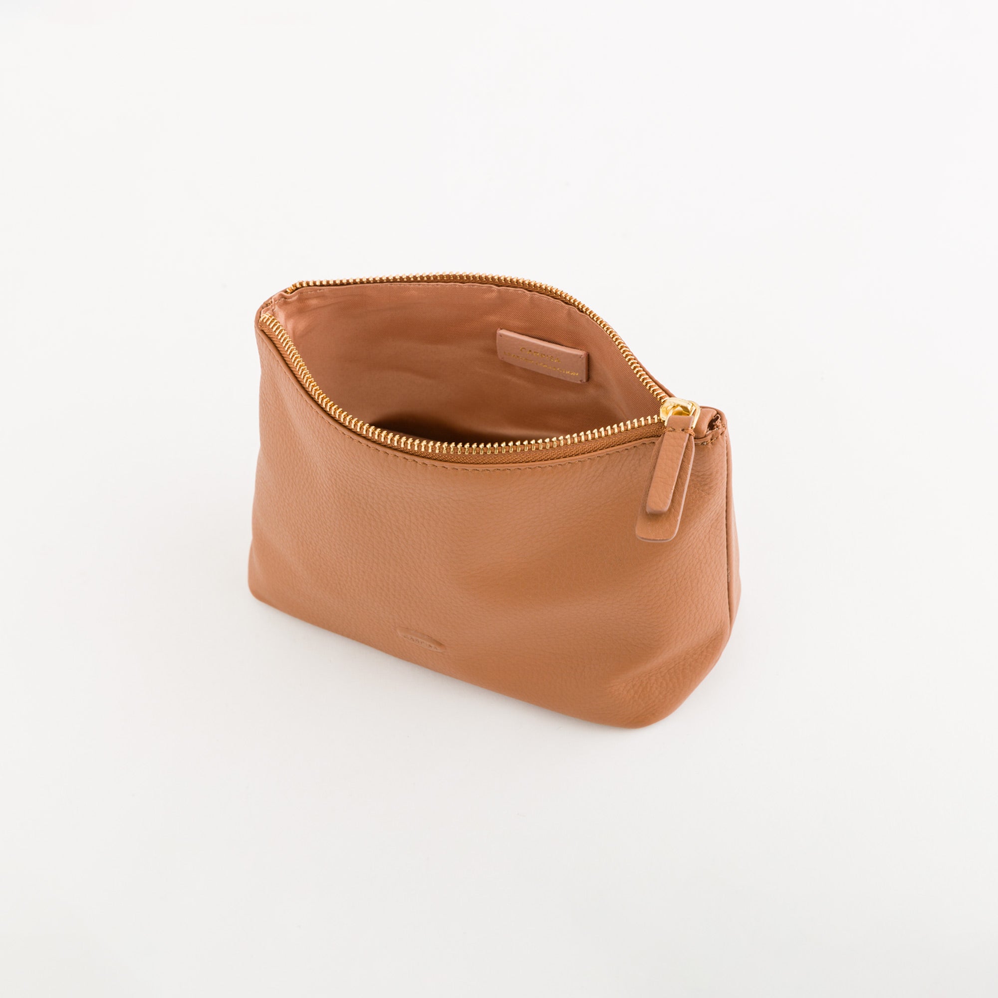 Women's Toiletry Bag - Delta Leather