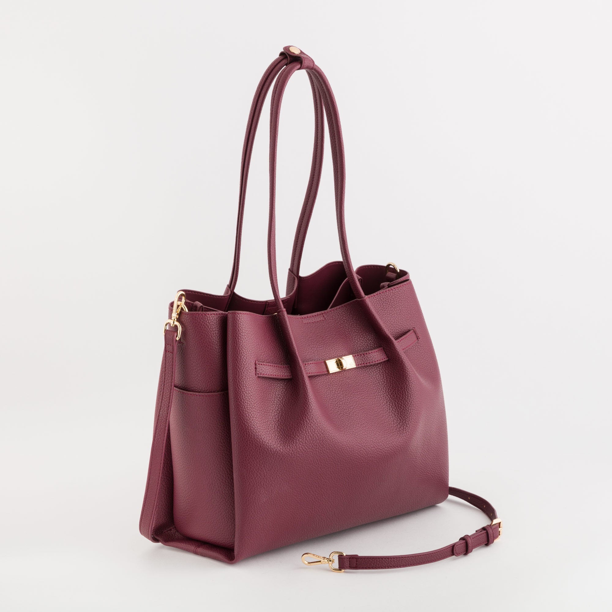 Women's Shopping - Salzburg Cherry