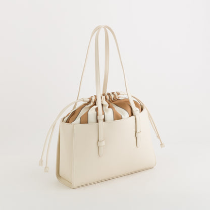 Women's Shopping - Mathilde Butter