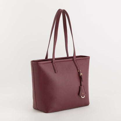 Women's Shopping - Tina Wine