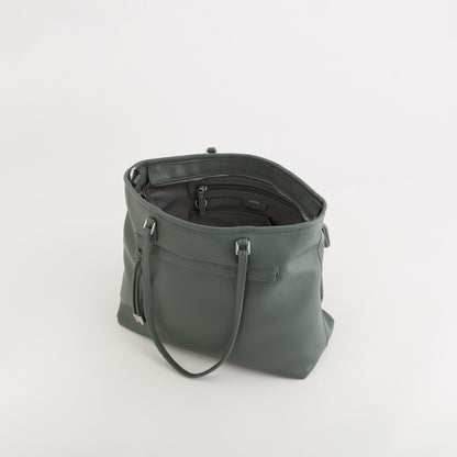 Women's Shopping - Noah Rosemary