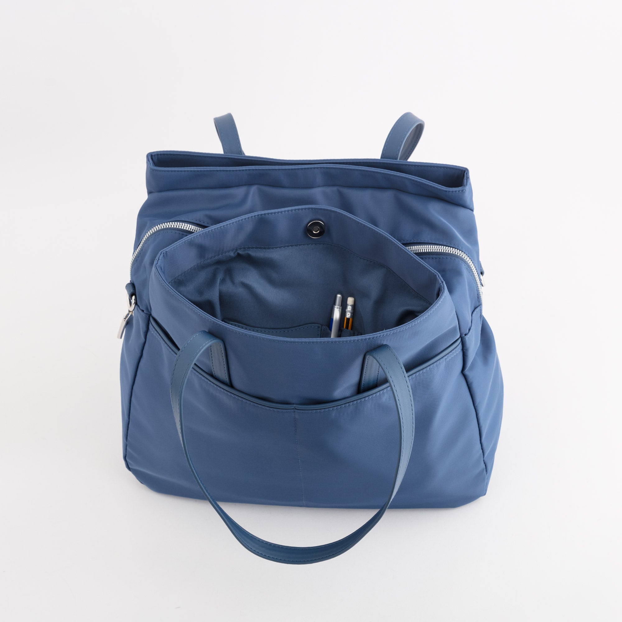 Job market - Trevis business Blue